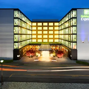 Express Zuerich Airport By Ihg Hotel